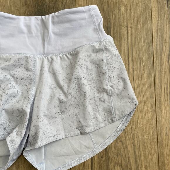 Lululemon Speed Up Mid Rise Short 4" Lined size 4 Gravel Dust Pastel Blue Purple - Picture 3 of 10